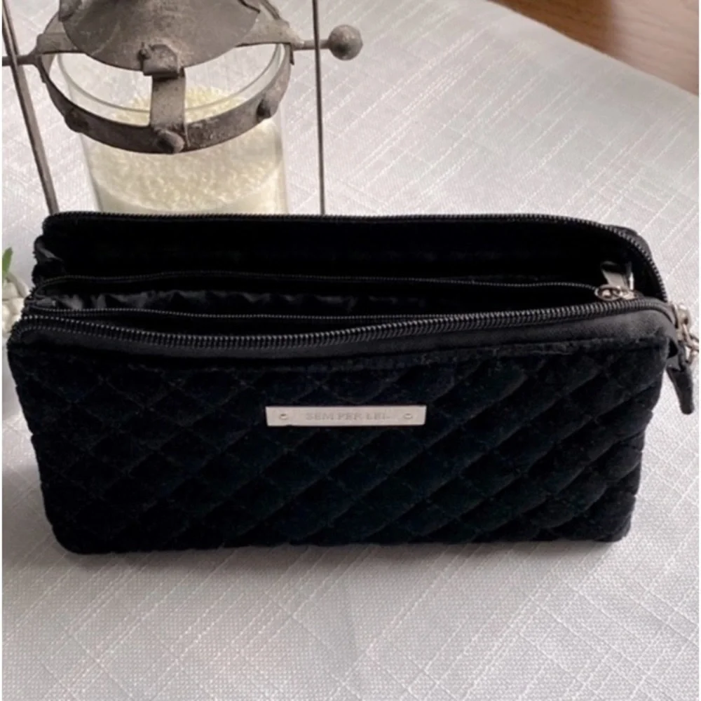 Semperlel clutch in black velvet - Picture 1 of 8